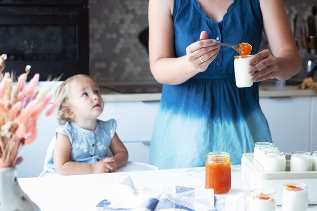 Jak ćwiczyć z dzieckiem mówienie w codziennych sytuacjach?