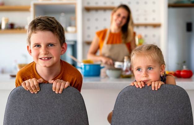 Czy podawać dziecku wit C?