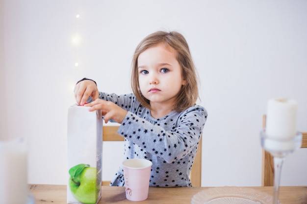 Jak zwiększyć samoocenę u dziecka w codziennych sytuacjach?