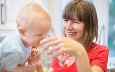Jak zachęcić niemowlę do gaworzenia w codziennych sytuacjach?