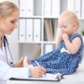 Kiedy do lekarza z gorączką u niemowlaka?