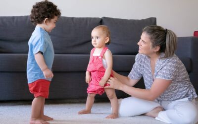 W jakim wieku dziecko zaczyna gaworzyć?