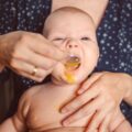 Witamina D jak długo podawać niemowlakowi?
