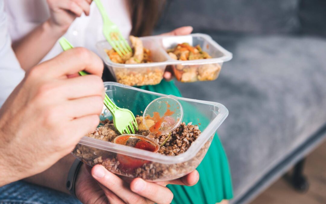 Co do lunchboxa warto zapakować na zdrowy posiłek